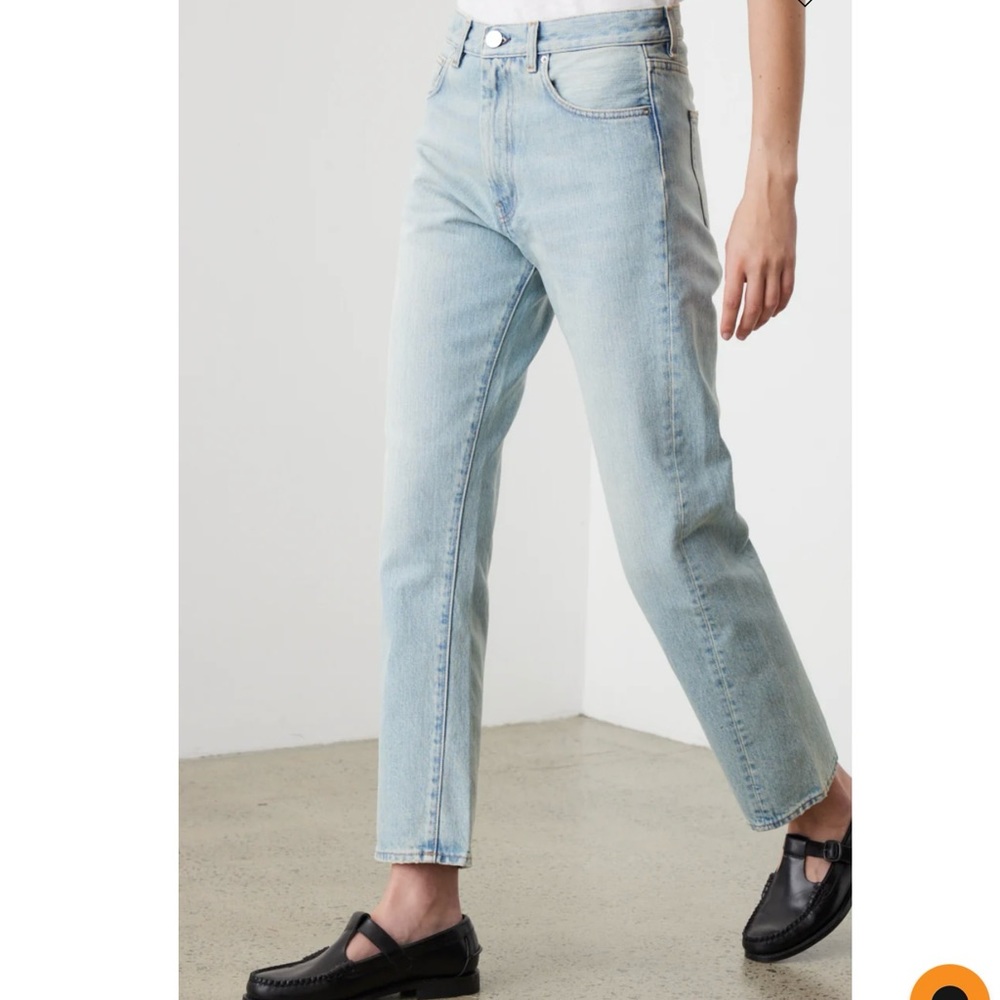 Straight leg light wash jean - Toteme original washed blue Jean size 26